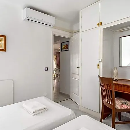 Adelfas Flat With Pool In La Cala Ref 83